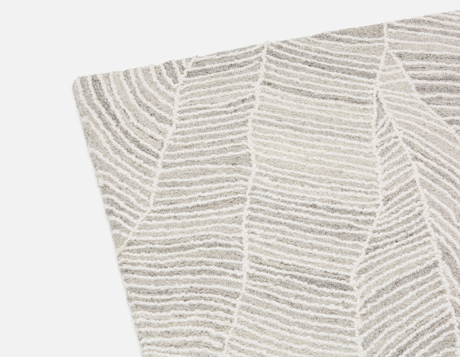 TRIANA hand-tufted wool and polyester rug 8'x10' | Structube