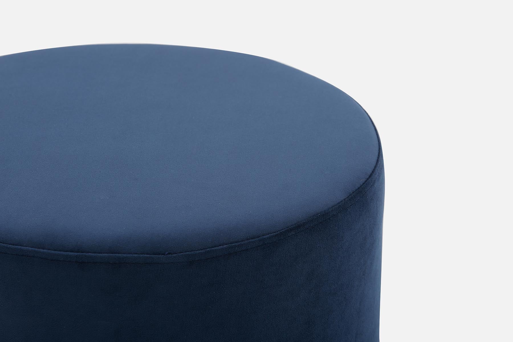 KEIRA pouf en velours undefined