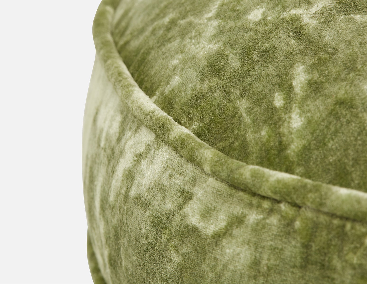 ETAH round cushion 18" undefined