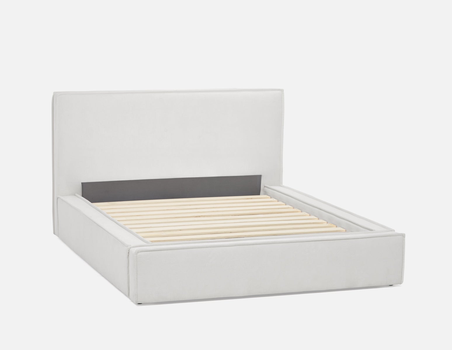 SORGUE upholstered queen size bed with storage undefined