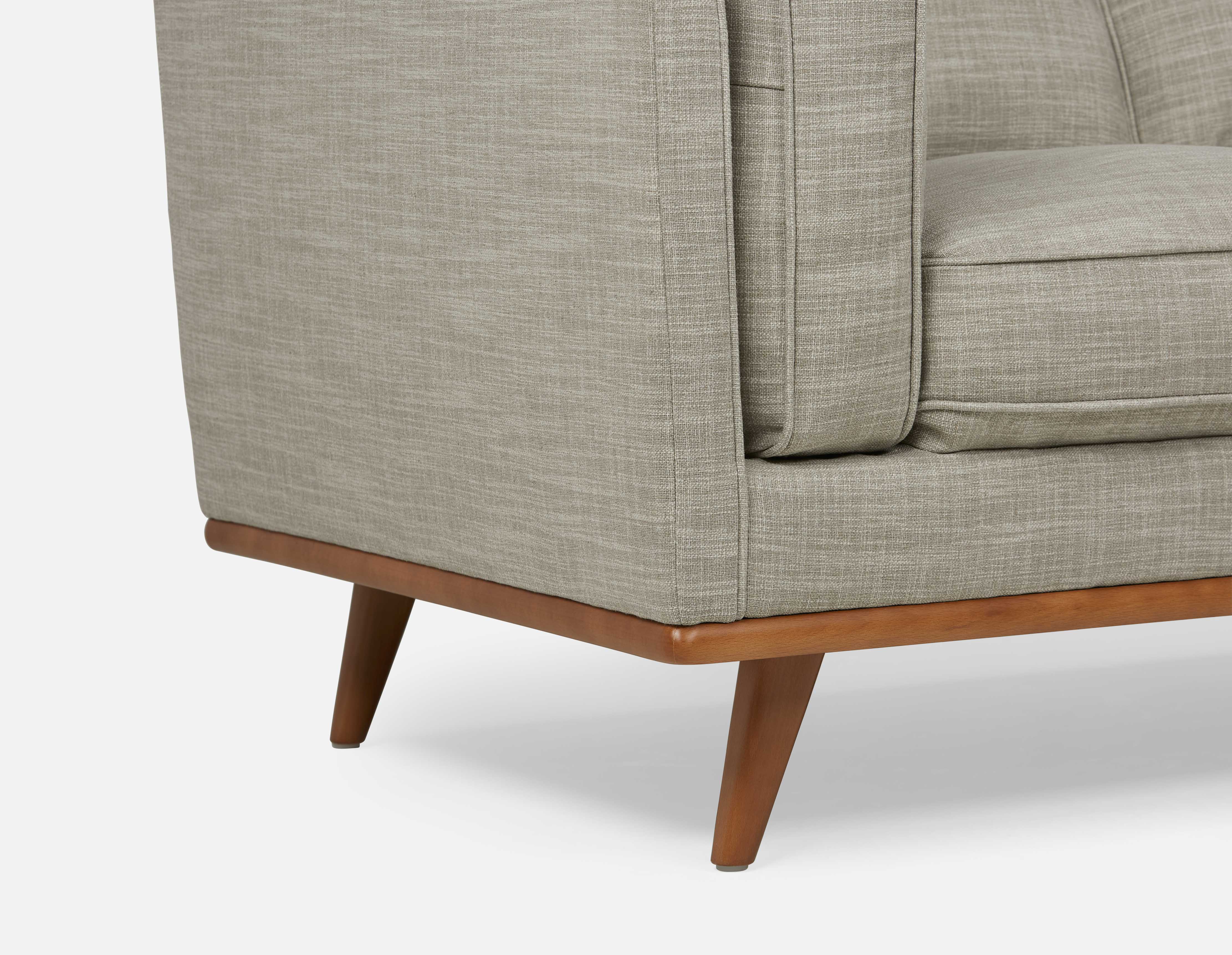 Rowan top couch structube