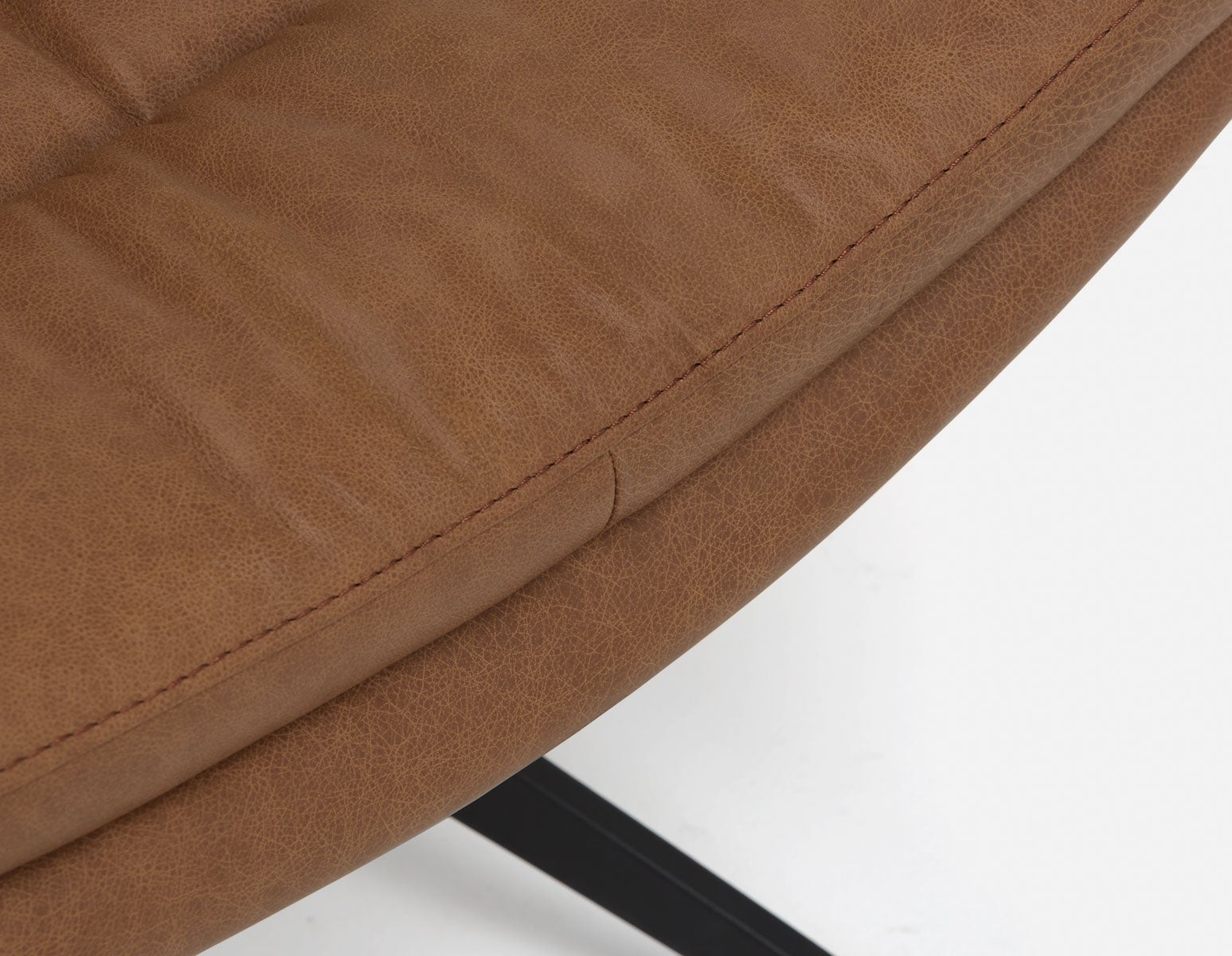 DORADA Fauteuil pivotant 100% cuir undefined