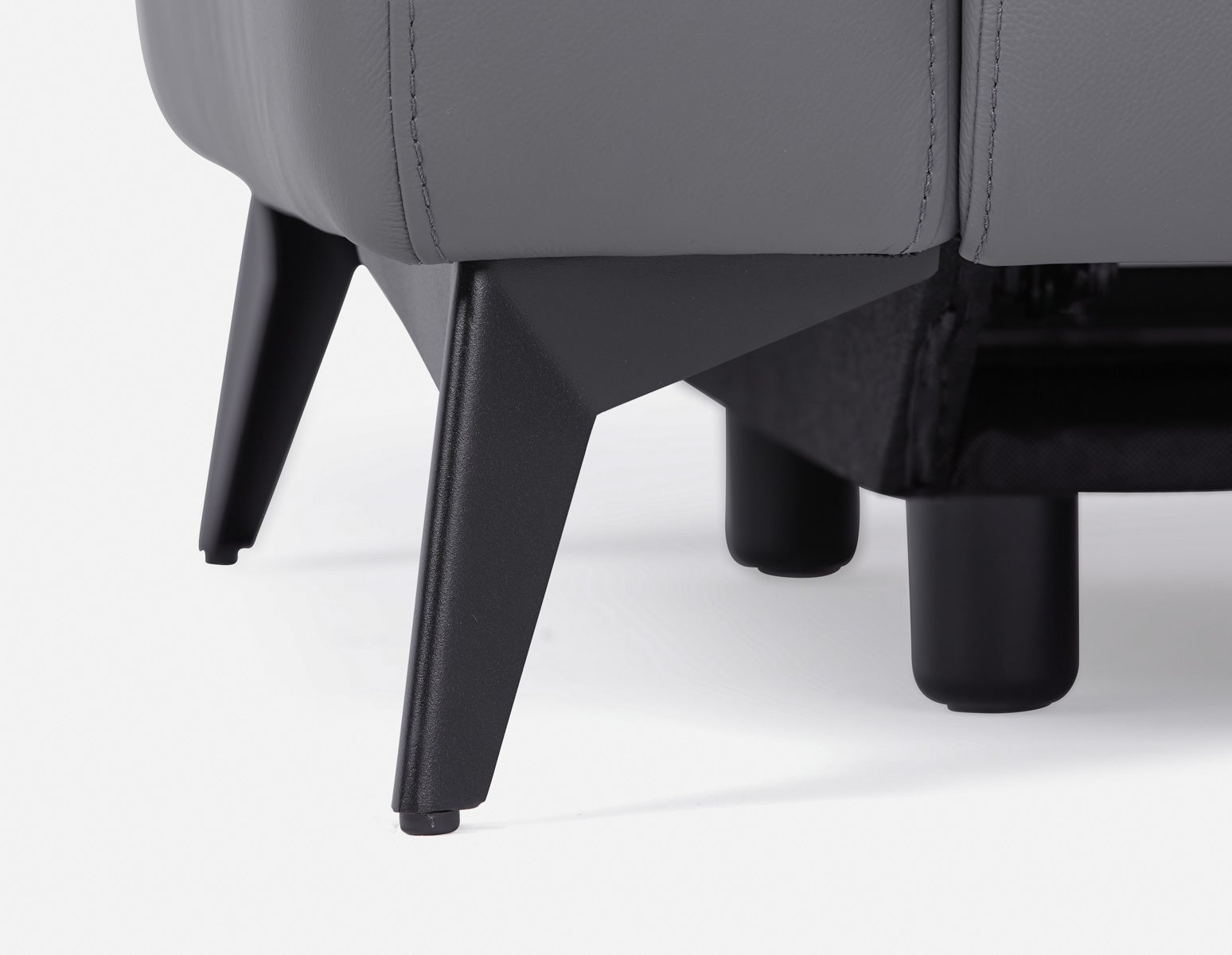 BILLIE canapé d'angle inclinable 100% cuir avec commande électrique côté  droit undefined