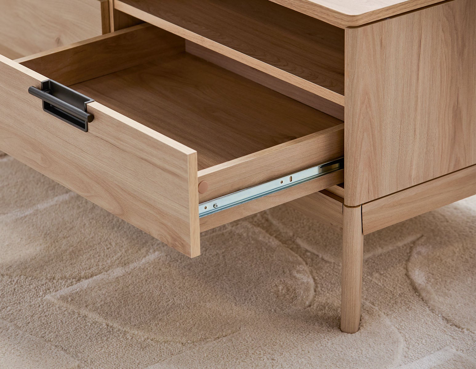 MILLIE coffee table undefined
