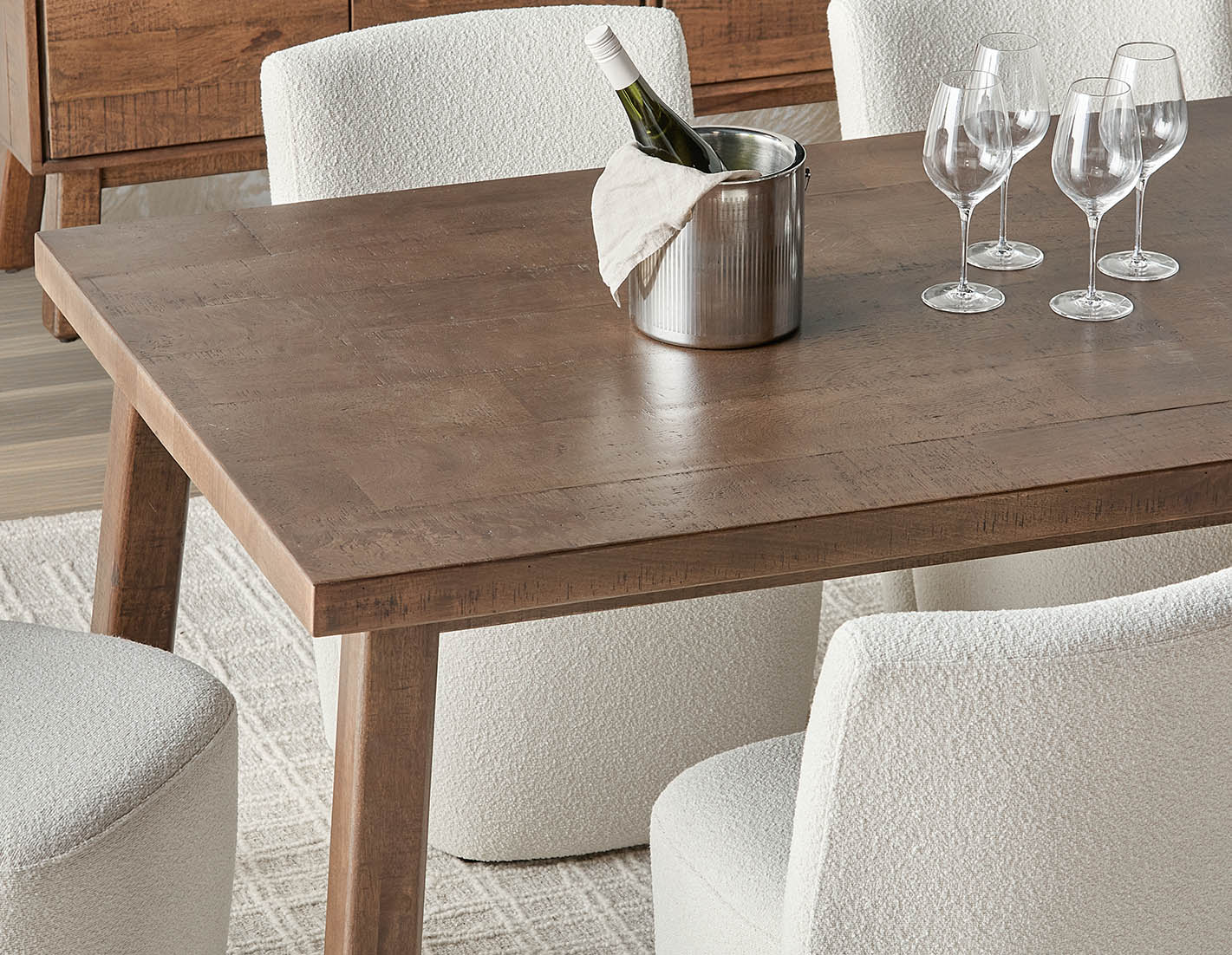 Structube JUHANA dining table with lacquered top 150 cm