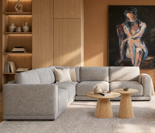 WARM MINIMALISM, PERFECTLY CURATED